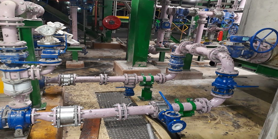 Installation des conduits entre les pompes 72BAP/KP22 et le réservoir 72BAR23