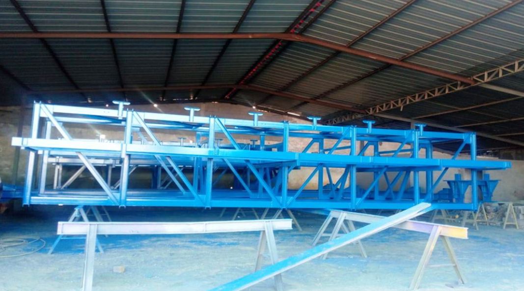 sablage-et-peinture-du-convoyeur-2